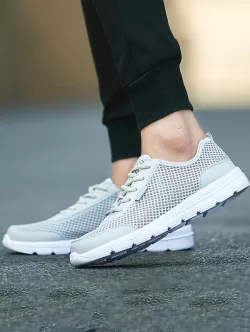 Breathable Lightweight Solid Color Sneakers