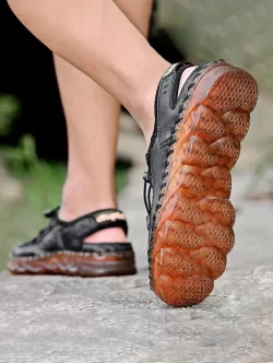 Men Cut Out Breathable Mesh Casual Sandals